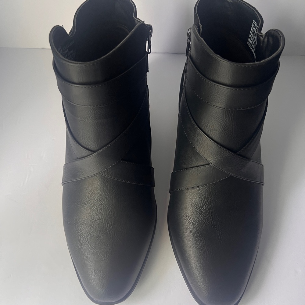 Black Women's Ankle Boots(Just Fab)
